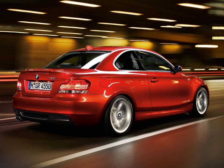  BMW 135i Coupe (E82) 2008 года  (фото 29 из 34)